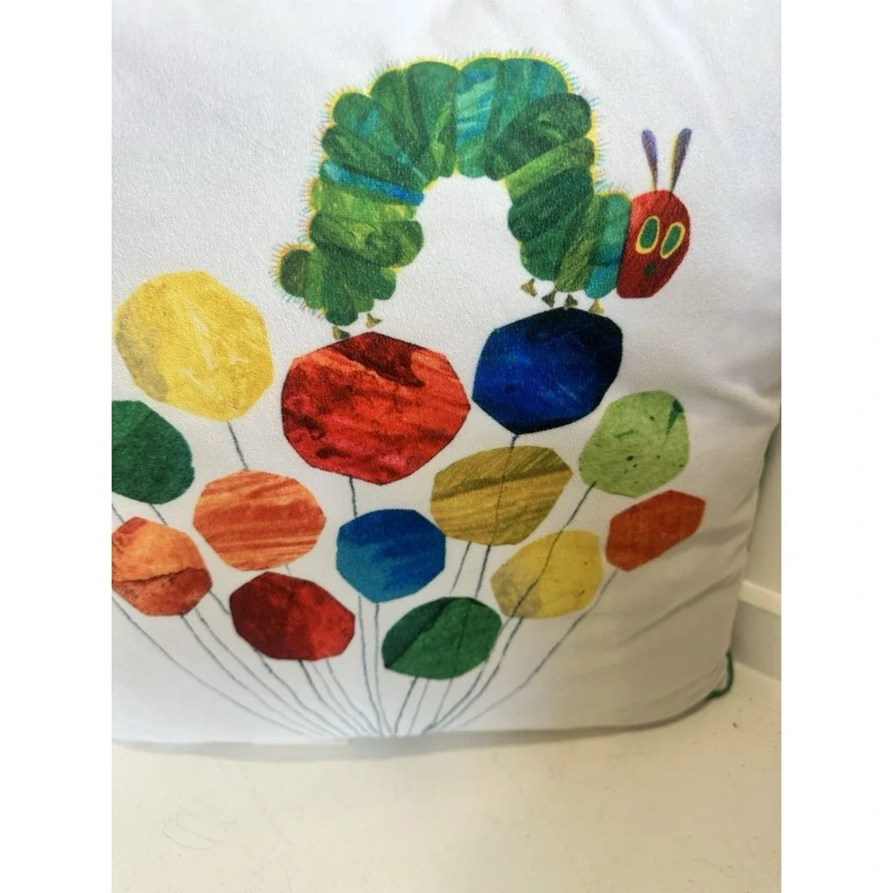 Eric‎ Carle throw pillow HUNGRY CATERPILLAR  18